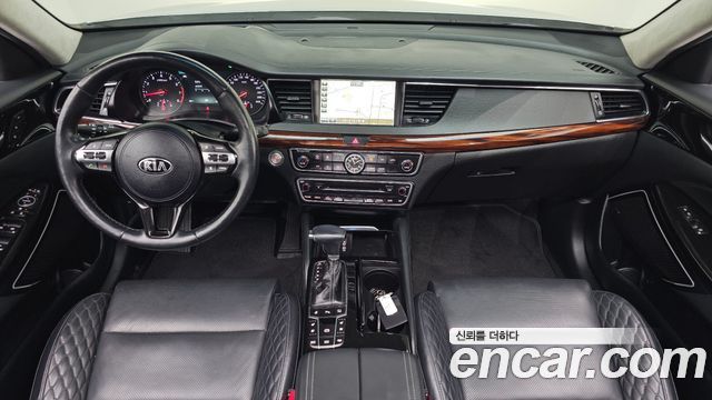 Kia K7 2016 — photo 10