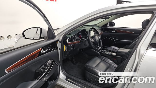 Kia K7 2016 — photo 13