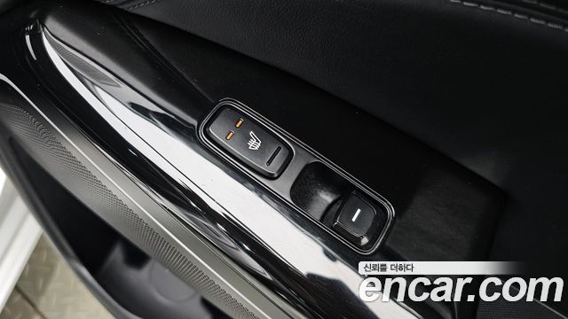 Kia K7 2016 — photo 30