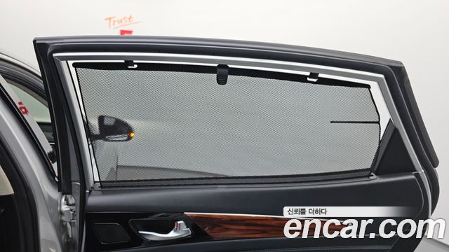 Kia K7 2016 — photo 32
