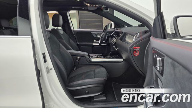 Mercedes-Benz EQA 2025 — photo 16