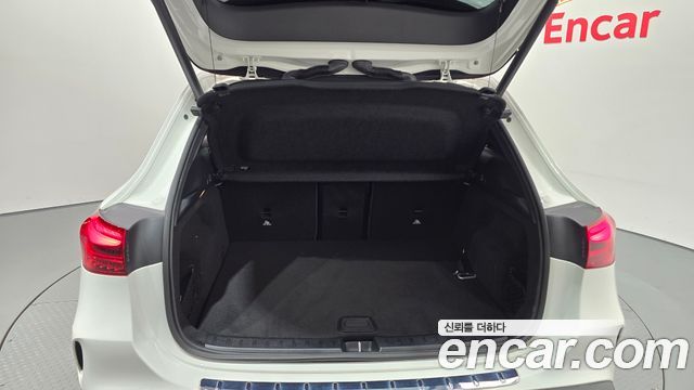 Mercedes-Benz EQA 2025 — photo 30