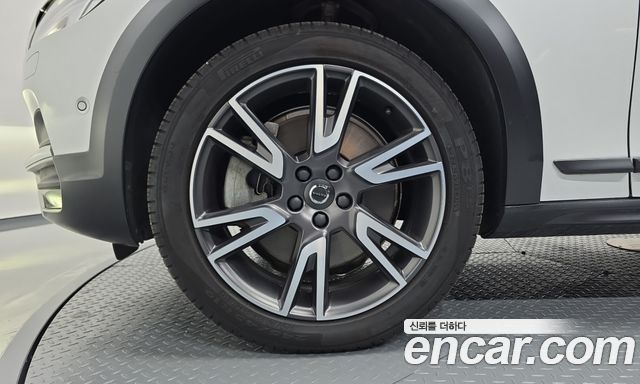 Volvo V90 2019 — photo 5