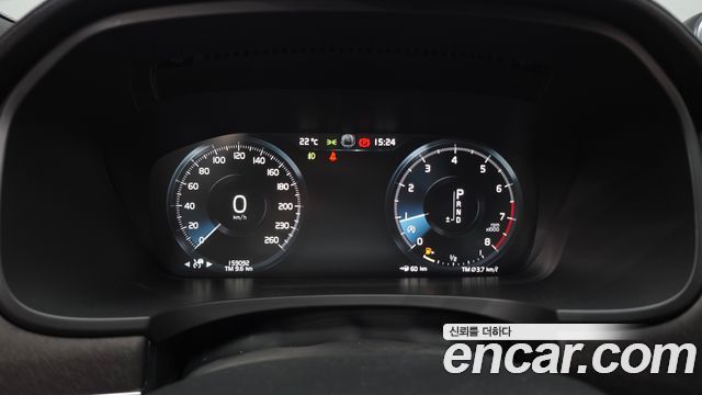 Volvo V90 2019 — photo 11