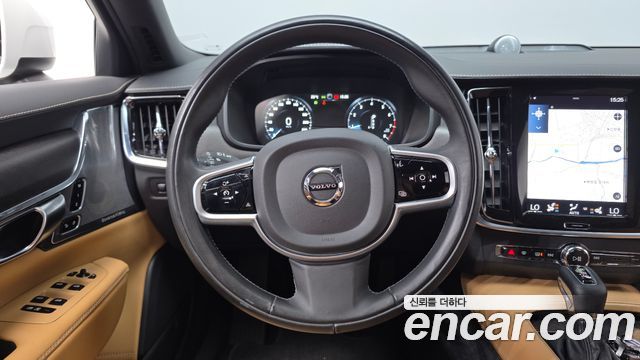 Volvo V90 2019 — photo 20