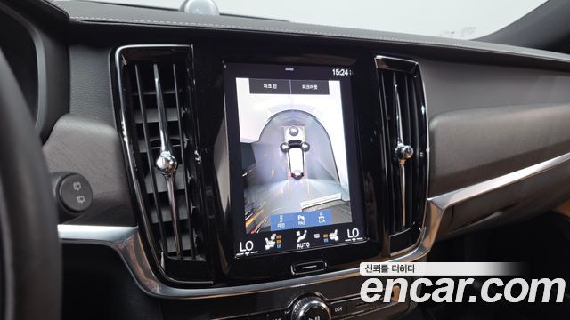 Volvo V90 2019 — photo 21
