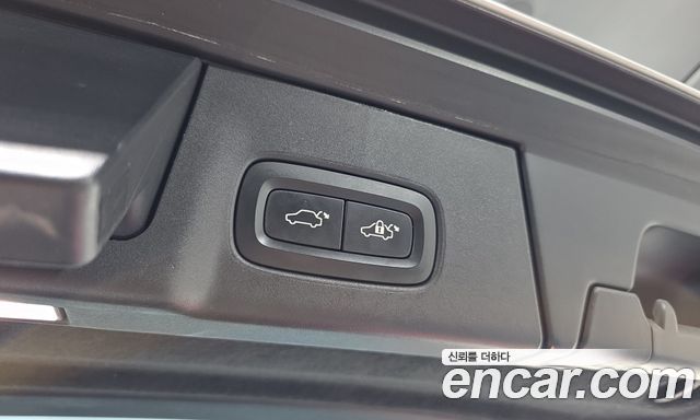 Volvo V90 2019 — photo 23