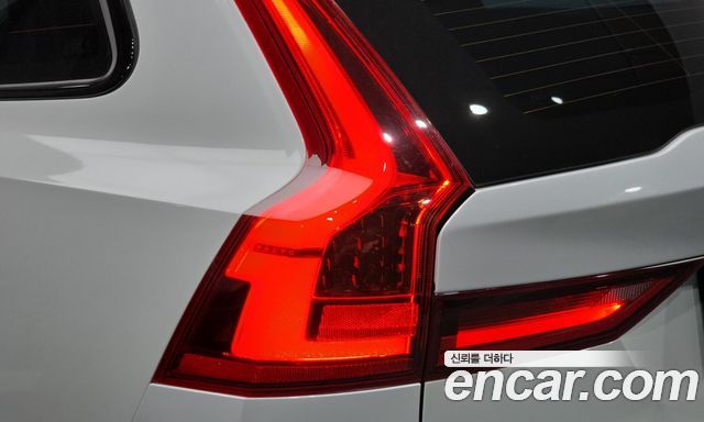 Volvo V90 2019 — photo 9
