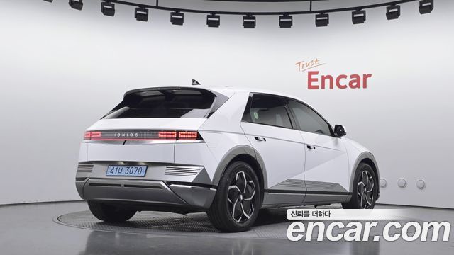Hyundai Ioniq5 2023 — photo 2
