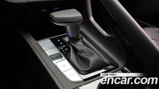 Hyundai AVANTE 2021 — photo 12