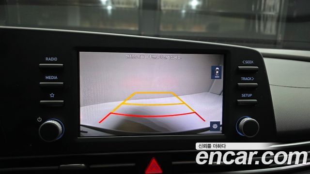 Hyundai AVANTE 2021 — photo 20
