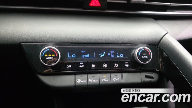 Hyundai AVANTE 2021 — photo 22