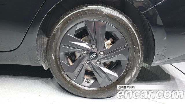Hyundai AVANTE 2021 — photo 7