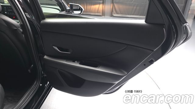 Hyundai AVANTE 2021 — photo 15