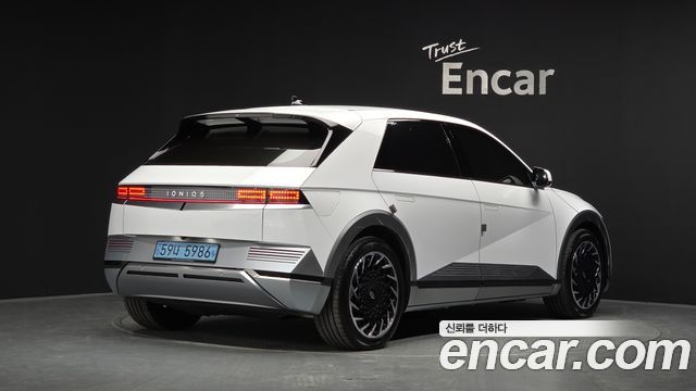 Hyundai Ioniq5 2022 — photo 2