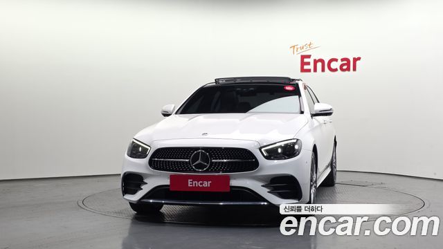 Mercedes-Benz E-Class 2022 — photo 3