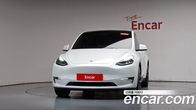 Tesla Model Y 2021 — photo 3