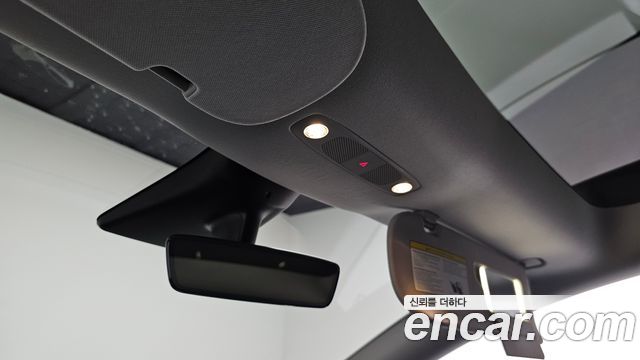 Tesla Model Y 2021 — photo 22