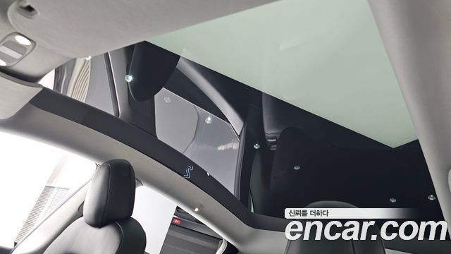 Tesla Model Y 2021 — photo 24