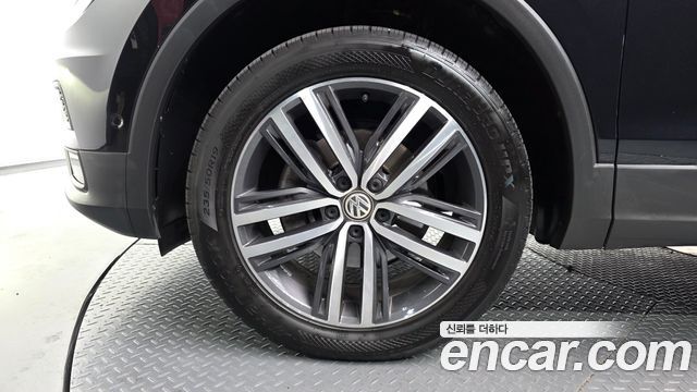 Volkswagen Tiguan 2020 — photo 5