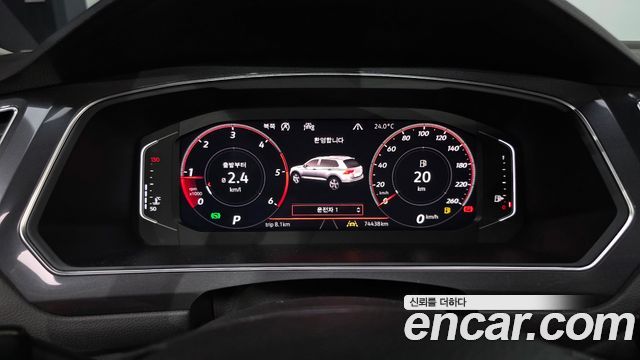 Volkswagen Tiguan 2020 — photo 11