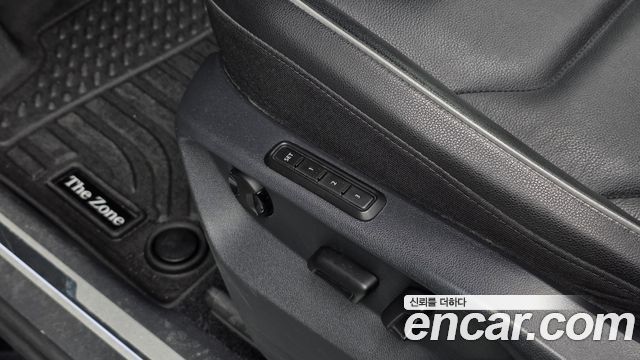 Volkswagen Tiguan 2020 — photo 31