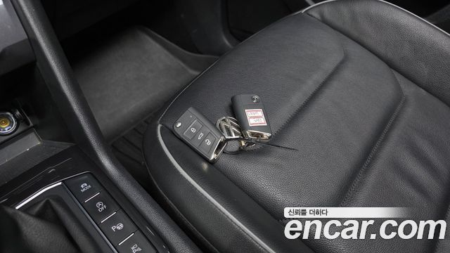 Volkswagen Tiguan 2020 — photo 34