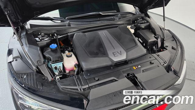 Kia EV6 2023 — photo 6