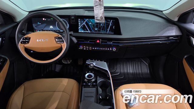 Kia EV6 2023 — photo 10