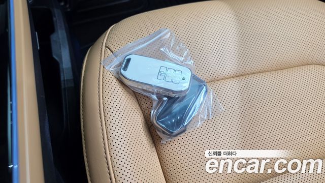Kia EV6 2023 — photo 22