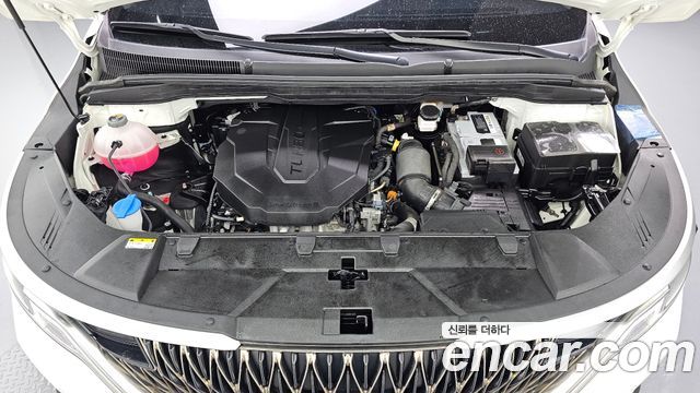 Kia Canival 2023 — photo 6