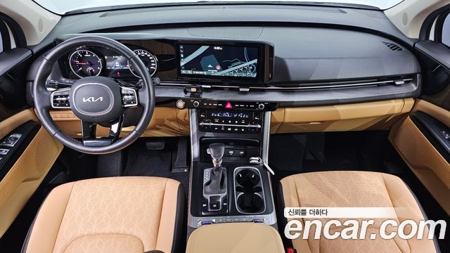 Kia Canival 2023 — photo 10