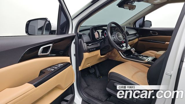 Kia Canival 2023 — photo 13