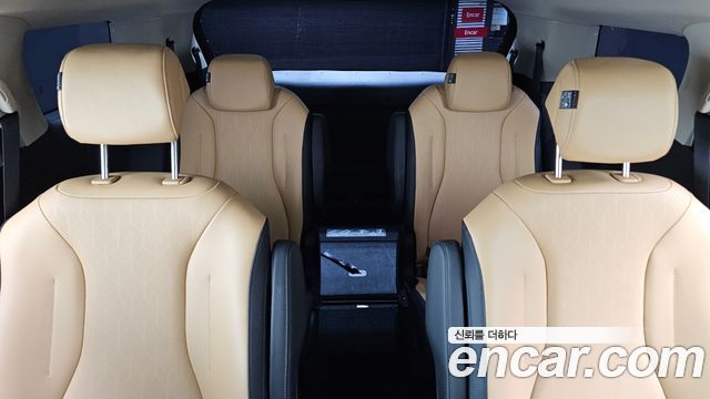 Kia Canival 2023 — photo 18