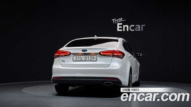 Kia K3 2016 — photo 4