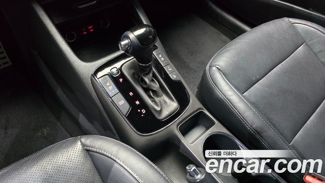 Kia K3 2016 — photo 9