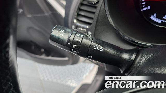Kia K3 2016 — photo 16