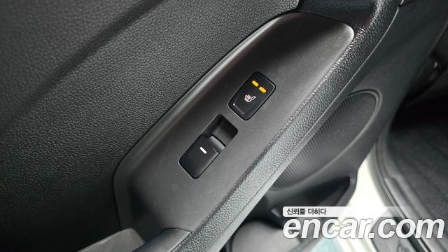 Kia K3 2016 — photo 19