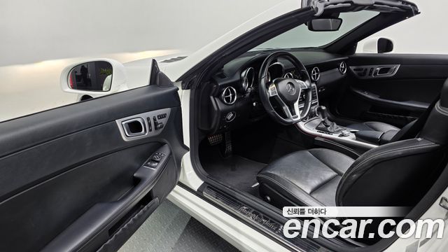 Mercedes-Benz SLK-Class 2014 — photo 10