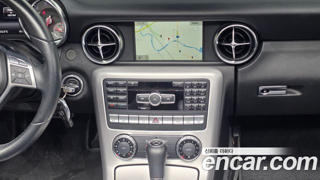 Mercedes-Benz SLK-Class 2014 — photo 13
