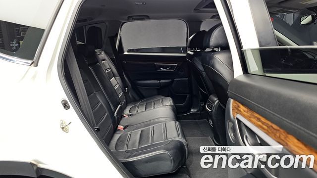 Honda CR-V 2017 — photo 11