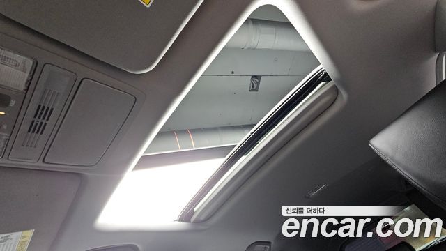 Honda CR-V 2017 — photo 16