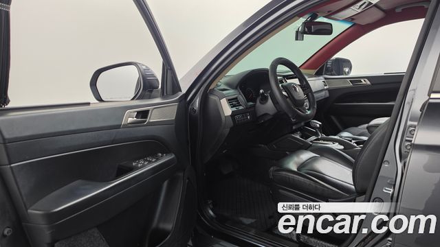KG Mobility Rexton 2018 — photo 13