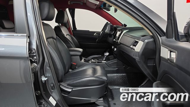 KG Mobility Rexton 2018 — photo 16