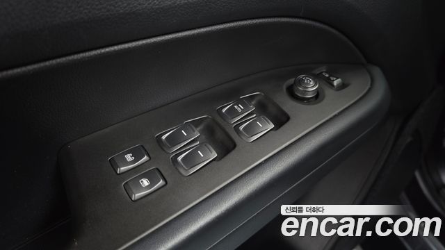 KG Mobility Rexton 2018 — photo 29