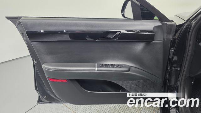 Hyundai Grandeur 2025 — photo 14