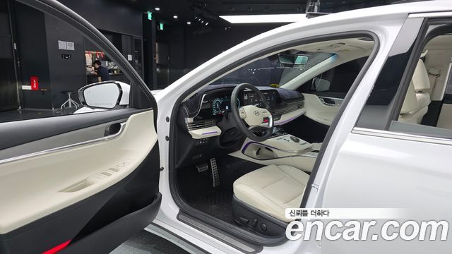 Hyundai Grandeur 2023 — photo 13