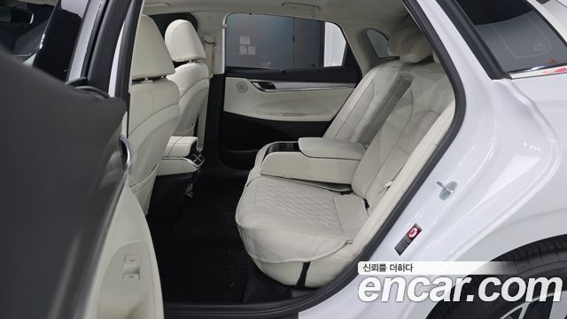 Hyundai Grandeur 2023 — photo 18