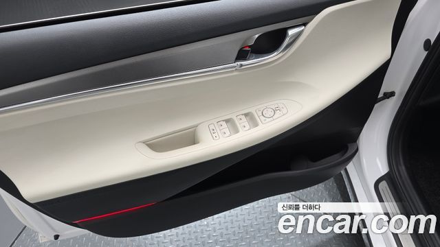 Hyundai Grandeur 2023 — photo 14