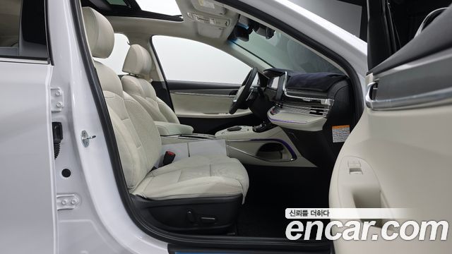 Hyundai Grandeur 2023 — photo 16